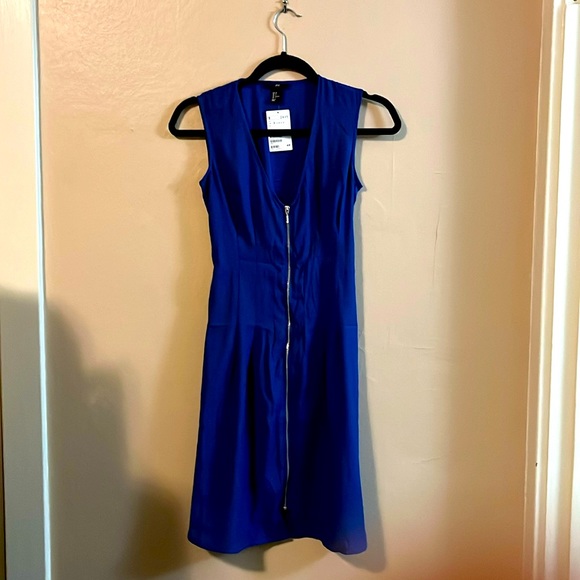 NWT H&M Royal Blue Sleeveless Front Zipper Pleat Cinch Waist Dress 2 - Picture 1 of 9